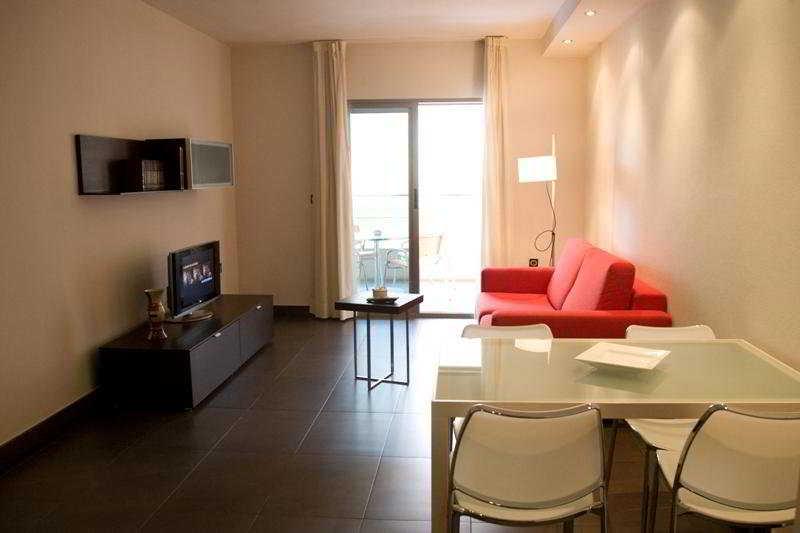 Archybal Apartamentos Turisticos Y Suites Арчена Экстерьер фото
