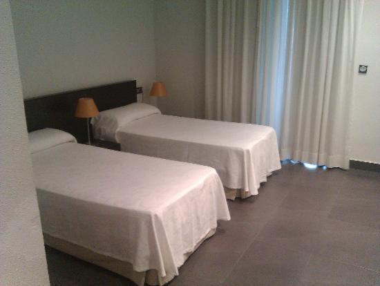 Archybal Apartamentos Turisticos Y Suites Арчена Экстерьер фото